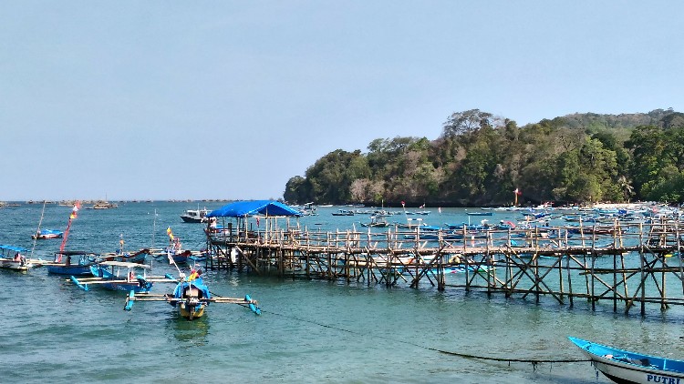 Pangandaran Masih Jadi Destinasi Wisata Favorit Libur Akhir